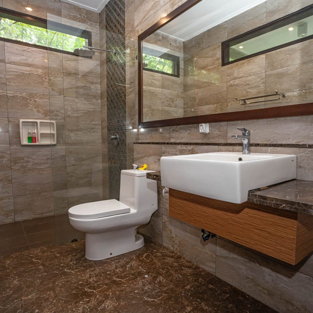 Room 6 bathroom.