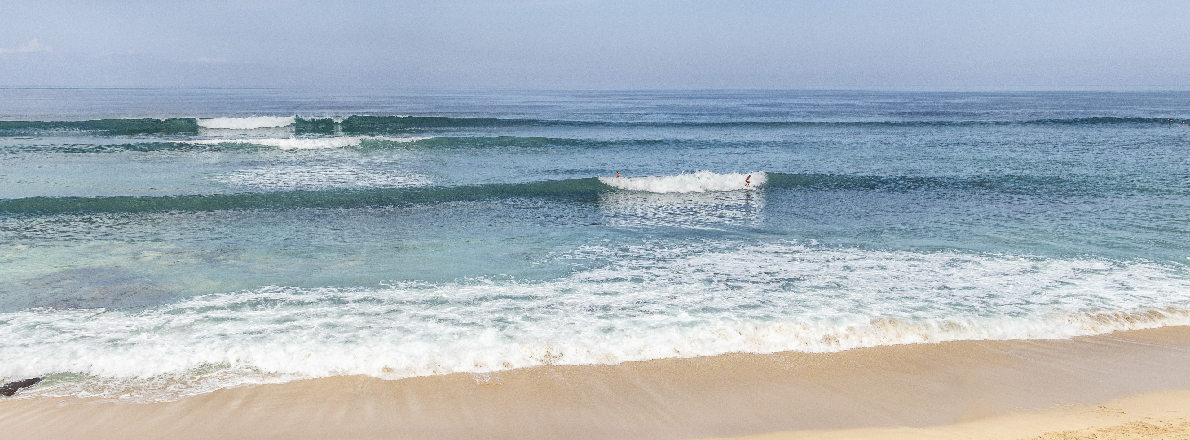 Empty wave at Dreamland.