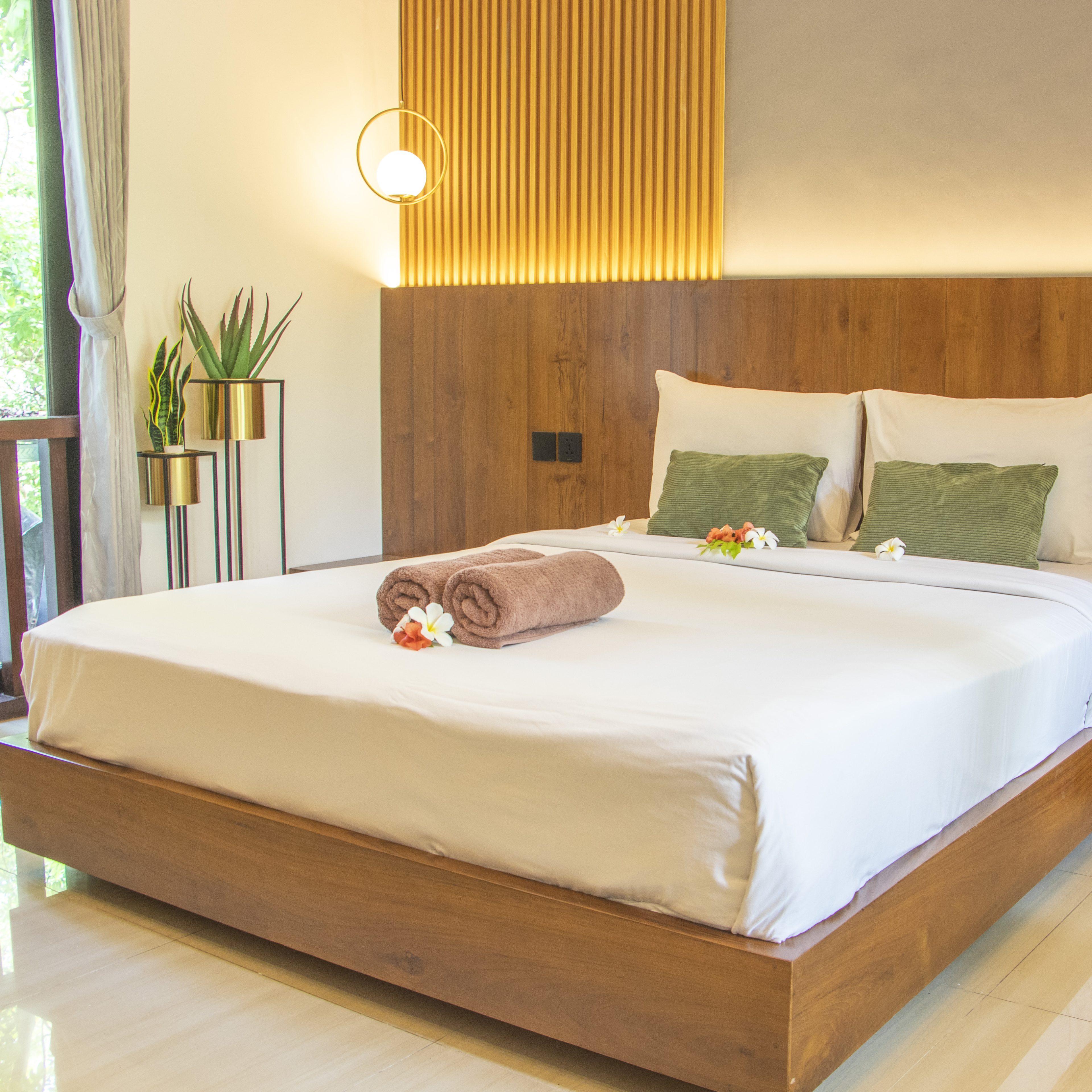 Room 5 bed.